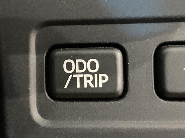 クラウンハイブリッド ロイヤルサルーン　禁煙車　アドバンストパッケージ　レーダークルーズ　クリランスソナー　トヨタセーフティセンス　プリクラッシュ　ＬＥＤヘッドライト　メーカーナビゲーション　バックモニター　パワーシート　シートヒーター（62枚目）