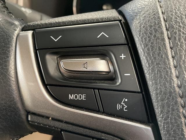 クラウンハイブリッド ロイヤルサルーン　禁煙車　アドバンストパッケージ　レーダークルーズ　クリランスソナー　トヨタセーフティセンス　プリクラッシュ　ＬＥＤヘッドライト　メーカーナビゲーション　バックモニター　パワーシート　シートヒーター（65枚目）