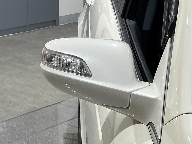 インスパイア ベースグレード　禁煙車　クルーズコントロール　純正１７インチＡＷ　ＨＩＤヘッドライト　クロハーフレザーシート　パワーシート　メーカーナビゲーション　スマートキー　ビルトインＥＴＣ（38枚目）