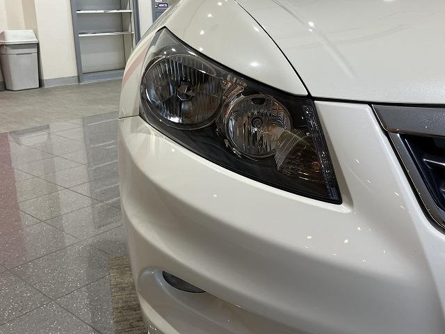 インスパイア ベースグレード　禁煙車　クルーズコントロール　純正１７インチＡＷ　ＨＩＤヘッドライト　クロハーフレザーシート　パワーシート　メーカーナビゲーション　スマートキー　ビルトインＥＴＣ（41枚目）