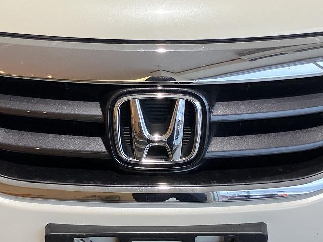 インスパイア ベースグレード　禁煙車　クルーズコントロール　純正１７インチＡＷ　ＨＩＤヘッドライト　クロハーフレザーシート　パワーシート　メーカーナビゲーション　スマートキー　ビルトインＥＴＣ（42枚目）