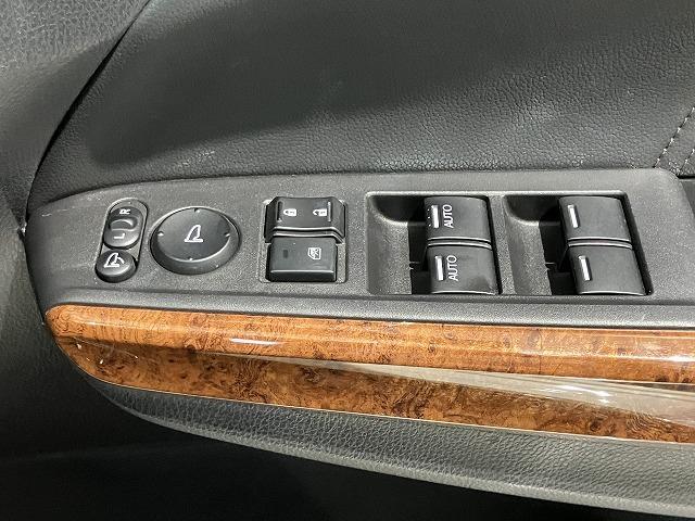 インスパイア ベースグレード　禁煙車　クルーズコントロール　純正１７インチＡＷ　ＨＩＤヘッドライト　クロハーフレザーシート　パワーシート　メーカーナビゲーション　スマートキー　ビルトインＥＴＣ（51枚目）