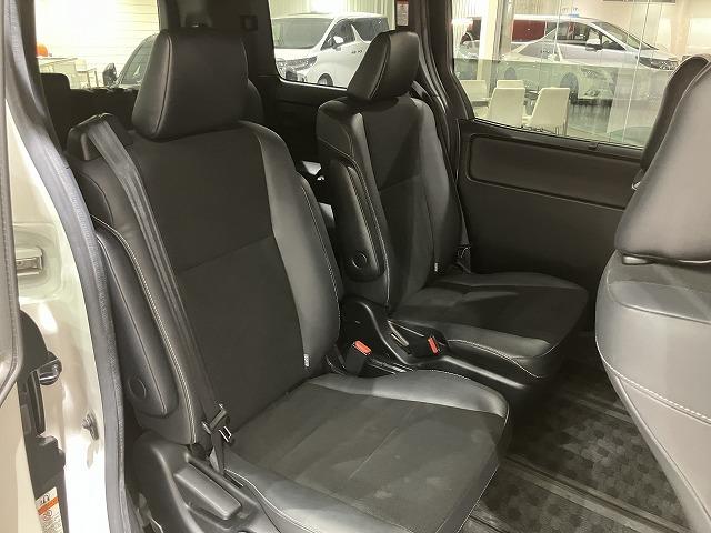 ノア Ｓｉ　ダブルバイビーＩＩ　禁煙　トヨタセーフティセンス　プリクラッシュ　クルーズコントロール　クリアランスソナー　両側パワースライドドア　ＬＥＤヘッドライト　オートハイビーム　純正１６インチＡＷ　クロハーフレザーシート　ＥＴＣ（9枚目）