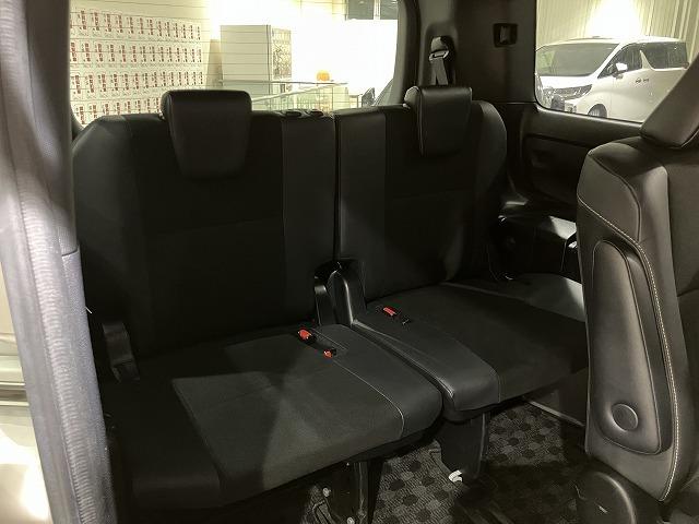 ノア Ｓｉ　ダブルバイビーＩＩ　禁煙　トヨタセーフティセンス　プリクラッシュ　クルーズコントロール　クリアランスソナー　両側パワースライドドア　ＬＥＤヘッドライト　オートハイビーム　純正１６インチＡＷ　クロハーフレザーシート　ＥＴＣ（10枚目）