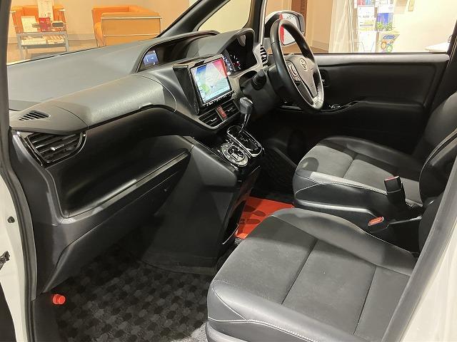 ノア Ｓｉ　ダブルバイビーＩＩ　禁煙　トヨタセーフティセンス　プリクラッシュ　クルーズコントロール　クリアランスソナー　両側パワースライドドア　ＬＥＤヘッドライト　オートハイビーム　純正１６インチＡＷ　クロハーフレザーシート　ＥＴＣ（44枚目）