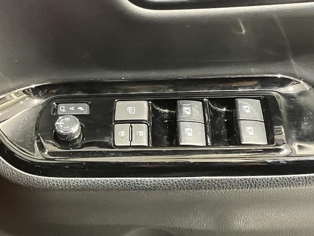 ノア Ｓｉ　ダブルバイビーＩＩ　禁煙　トヨタセーフティセンス　プリクラッシュ　クルーズコントロール　クリアランスソナー　両側パワースライドドア　ＬＥＤヘッドライト　オートハイビーム　純正１６インチＡＷ　クロハーフレザーシート　ＥＴＣ（48枚目）