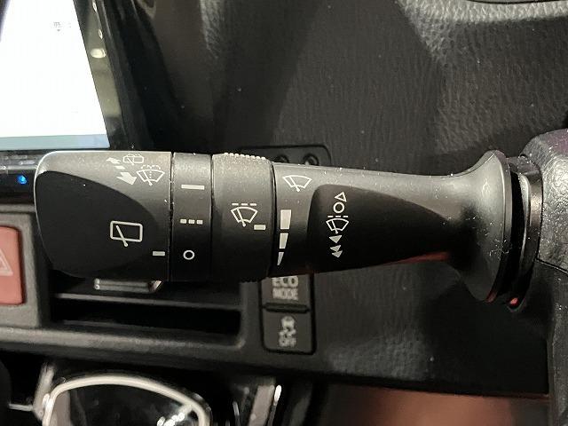 ノア Ｓｉ　ダブルバイビーＩＩ　禁煙　トヨタセーフティセンス　プリクラッシュ　クルーズコントロール　クリアランスソナー　両側パワースライドドア　ＬＥＤヘッドライト　オートハイビーム　純正１６インチＡＷ　クロハーフレザーシート　ＥＴＣ（61枚目）