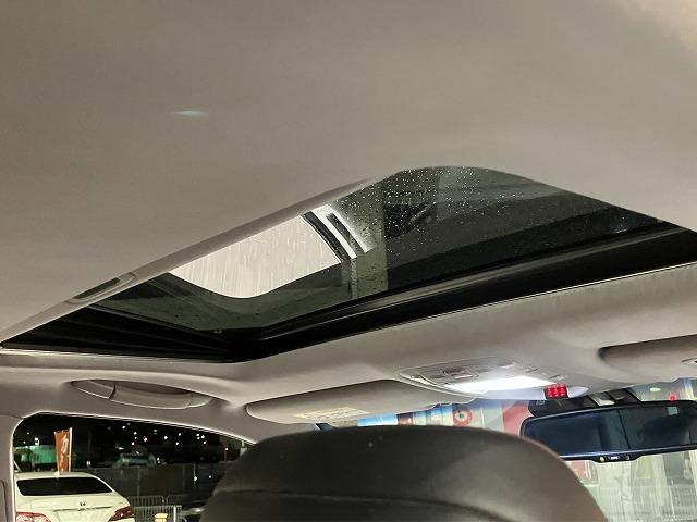 クラウンハイブリッド アスリートＳ　ブラックスタイル　サンルーフ　テラロッサ本革エアシート　アドバントパッケージ　レーダークルーズ　クリアランスソナー　プリクラッシュ　バックモニター　パワーシート　純正１８インチスパッタリングＡＷ　オートライト　ＥＴＣ（8枚目）