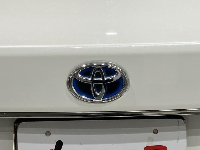 クラウンハイブリッド アスリートＳ　ブラックスタイル　サンルーフ　テラロッサ本革エアシート　アドバントパッケージ　レーダークルーズ　クリアランスソナー　プリクラッシュ　バックモニター　パワーシート　純正１８インチスパッタリングＡＷ　オートライト　ＥＴＣ（31枚目）