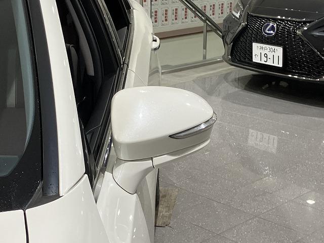 クラウンハイブリッド アスリートＳ　ブラックスタイル　サンルーフ　テラロッサ本革エアシート　アドバントパッケージ　レーダークルーズ　クリアランスソナー　プリクラッシュ　バックモニター　パワーシート　純正１８インチスパッタリングＡＷ　オートライト　ＥＴＣ（43枚目）