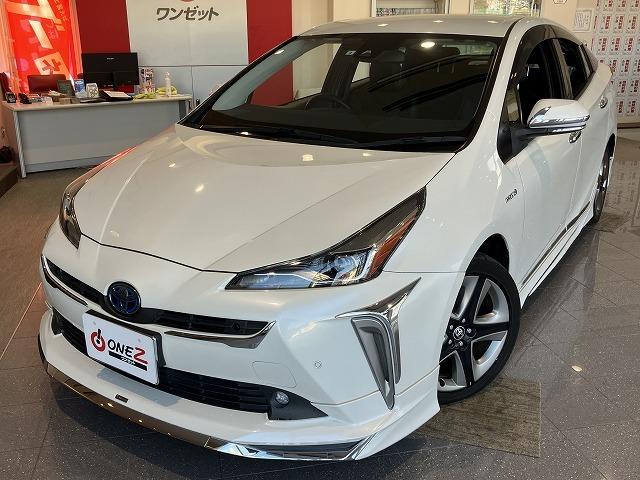 プリウス Ｓツーリングセレクション　禁煙車　モデリスタフルエアロ　モデリスタマフラー　純正ナビゲーション　トヨタセーフティセンス　プリクラッシュ　レーダークルーズ　クリアランスソナー　レーンキープ　オートハイビーム　黒合皮シート　ＥＴＣ（12枚目）