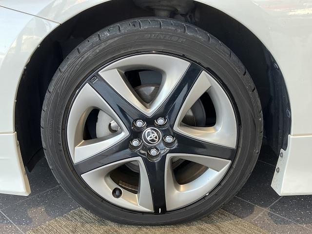 プリウス Ｓツーリングセレクション　禁煙車　モデリスタフルエアロ　モデリスタマフラー　純正ナビゲーション　トヨタセーフティセンス　プリクラッシュ　レーダークルーズ　クリアランスソナー　レーンキープ　オートハイビーム　黒合皮シート　ＥＴＣ（25枚目）