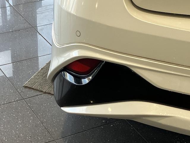 プリウス Ｓツーリングセレクション　禁煙車　モデリスタフルエアロ　モデリスタマフラー　純正ナビゲーション　トヨタセーフティセンス　プリクラッシュ　レーダークルーズ　クリアランスソナー　レーンキープ　オートハイビーム　黒合皮シート　ＥＴＣ（32枚目）