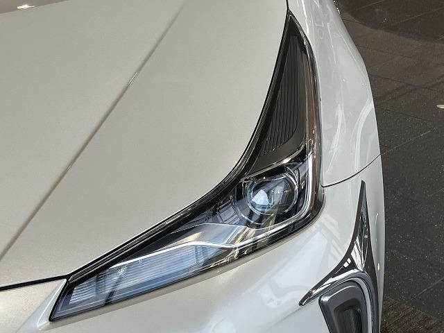 プリウス Ｓツーリングセレクション　禁煙車　モデリスタフルエアロ　モデリスタマフラー　純正ナビゲーション　トヨタセーフティセンス　プリクラッシュ　レーダークルーズ　クリアランスソナー　レーンキープ　オートハイビーム　黒合皮シート　ＥＴＣ（42枚目）