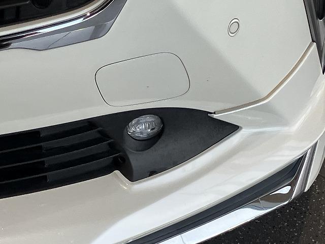 プリウス Ｓツーリングセレクション　禁煙車　モデリスタフルエアロ　モデリスタマフラー　純正ナビゲーション　トヨタセーフティセンス　プリクラッシュ　レーダークルーズ　クリアランスソナー　レーンキープ　オートハイビーム　黒合皮シート　ＥＴＣ（43枚目）