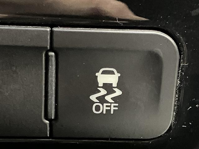 プリウス Ｓツーリングセレクション　禁煙車　モデリスタフルエアロ　モデリスタマフラー　純正ナビゲーション　トヨタセーフティセンス　プリクラッシュ　レーダークルーズ　クリアランスソナー　レーンキープ　オートハイビーム　黒合皮シート　ＥＴＣ（51枚目）