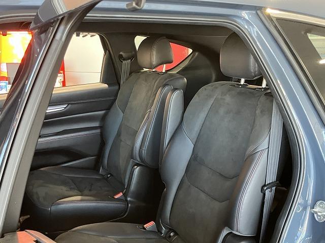 ＣＸ－８ ２５Ｓ　ブラックトーンエディション　ワンオーナー　禁煙車　ルーフレール　サイドガーニッシュ　メーカーナビゲーション　３６０°ビューモニター　レーダークルーズ　クリアランスソナー　ブラインドスポットモニター　クロハーフレザーシート　ＥＴＣ（40枚目）