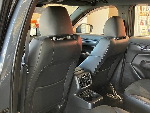 ＣＸ－８ ２５Ｓ　ブラックトーンエディション　ワンオーナー　禁煙車　ルーフレール　サイドガーニッシュ　メーカーナビゲーション　３６０°ビューモニター　レーダークルーズ　クリアランスソナー　ブラインドスポットモニター　クロハーフレザーシート　ＥＴＣ（41枚目）
