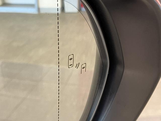 ＮＸ ＮＸ３００　Ｉパッケージ　禁煙車　パノラマルーフ　ブラインドスポットモニター　パーキングサポート　リアクロストラフィックアラート　レクサスセーフティ＋　レーダークルーズ　クリアランスソナー　プリクラッシュ　オートハイビーム（7枚目）