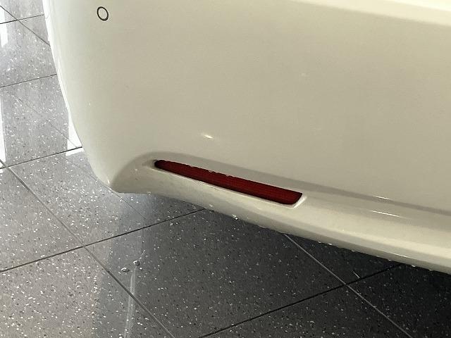 クラウンマジェスタ Ｆバージョン　禁煙　サンルーフ　パノラミックビューモニタ　１８インチＡＷ　プリクラッシュ　レーダークルーズ　クリアランスソナー　ブラインドスポットモニター　黒本革エアシート　メモリパワーシート　電動リアサンシェード（34枚目）