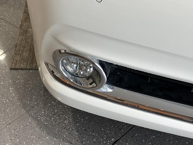 クラウンマジェスタ Ｆバージョン　禁煙　サンルーフ　パノラミックビューモニタ　１８インチＡＷ　プリクラッシュ　レーダークルーズ　クリアランスソナー　ブラインドスポットモニター　黒本革エアシート　メモリパワーシート　電動リアサンシェード（44枚目）