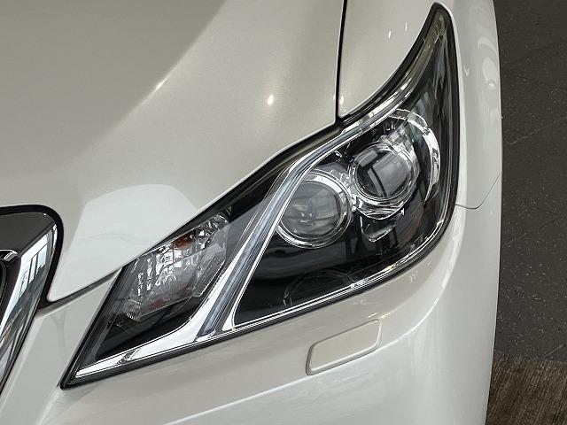 クラウンマジェスタ Ｆバージョン　禁煙　サンルーフ　パノラミックビューモニタ　１８インチＡＷ　プリクラッシュ　レーダークルーズ　クリアランスソナー　ブラインドスポットモニター　黒本革エアシート　メモリパワーシート　電動リアサンシェード（47枚目）