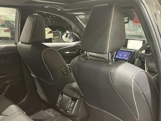 クラウン ＲＳ　アドバンス　禁煙　サンルーフ　パノラミックビューモニタ　デジタルインナーミラー　レザーシートパッケージ　黒本革エアシート　ＡＣ１００Ｖ　トヨタセーフティセンス　プリクラッシュ　レーダークルーズ　クリアランスソナー（40枚目）