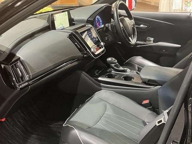 クラウン ＲＳ　アドバンス　禁煙　サンルーフ　パノラミックビューモニタ　デジタルインナーミラー　レザーシートパッケージ　黒本革エアシート　ＡＣ１００Ｖ　トヨタセーフティセンス　プリクラッシュ　レーダークルーズ　クリアランスソナー（51枚目）