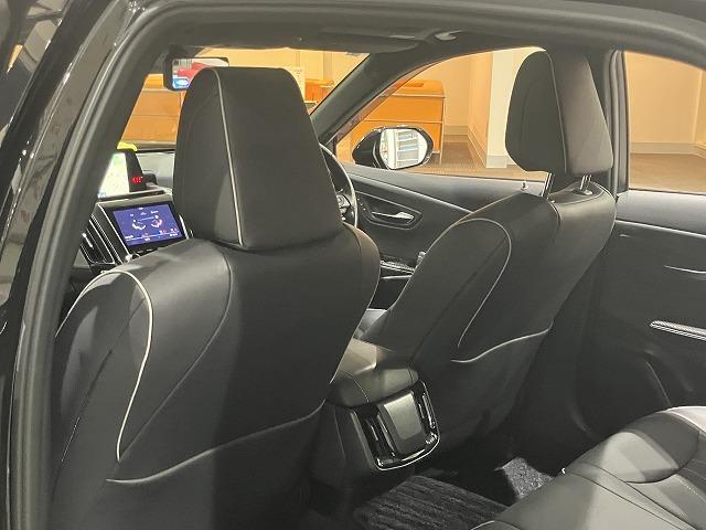 クラウン ＲＳ　アドバンス　禁煙　サンルーフ　パノラミックビューモニタ　デジタルインナーミラー　レザーシートパッケージ　黒本革エアシート　ＡＣ１００Ｖ　トヨタセーフティセンス　プリクラッシュ　レーダークルーズ　クリアランスソナー（53枚目）