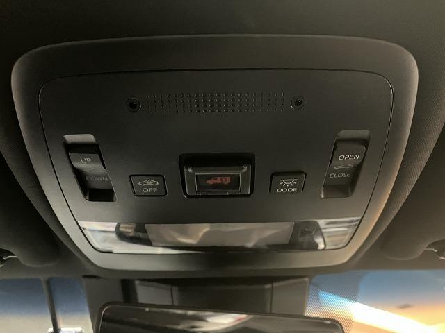 クラウン ＲＳ　アドバンス　禁煙　サンルーフ　パノラミックビューモニタ　デジタルインナーミラー　レザーシートパッケージ　黒本革エアシート　ＡＣ１００Ｖ　トヨタセーフティセンス　プリクラッシュ　レーダークルーズ　クリアランスソナー（75枚目）