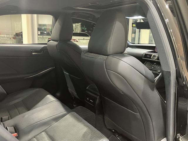 ���X�\��œ��T�����������Ă���܂��B�X�^�b�t�ɂ����k�������B