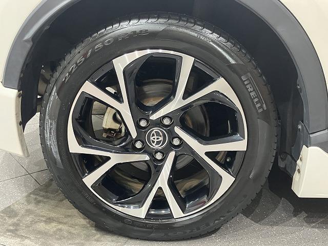 Ｃ－ＨＲ Ｇ　禁煙車　ＴＲＤフルエアロ　純正９インチナビゲーション　トヨタセーフティセンス　プリクラッシュ　レーダークルーズ　クリアランスソナー　ブラインドスポットモニター　黒ハーフレザーシート　純正１８インチＡＷ（18枚目）