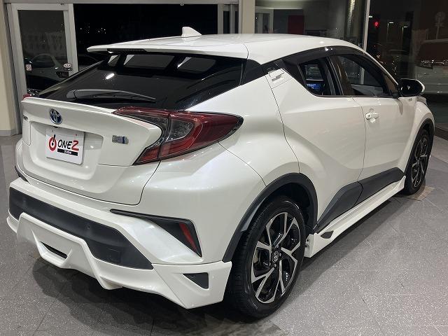 Ｃ－ＨＲ Ｇ　禁煙車　ＴＲＤフルエアロ　純正９インチナビゲーション　トヨタセーフティセンス　プリクラッシュ　レーダークルーズ　クリアランスソナー　ブラインドスポットモニター　黒ハーフレザーシート　純正１８インチＡＷ（30枚目）