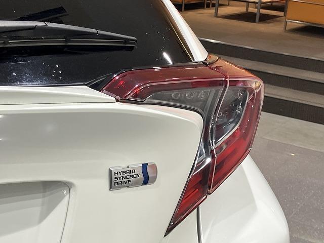 Ｃ－ＨＲ Ｇ　禁煙車　ＴＲＤフルエアロ　純正９インチナビゲーション　トヨタセーフティセンス　プリクラッシュ　レーダークルーズ　クリアランスソナー　ブラインドスポットモニター　黒ハーフレザーシート　純正１８インチＡＷ（32枚目）