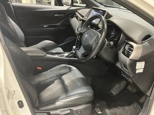 Ｃ－ＨＲ Ｇ　禁煙車　ＴＲＤフルエアロ　純正９インチナビゲーション　トヨタセーフティセンス　プリクラッシュ　レーダークルーズ　クリアランスソナー　ブラインドスポットモニター　黒ハーフレザーシート　純正１８インチＡＷ（37枚目）