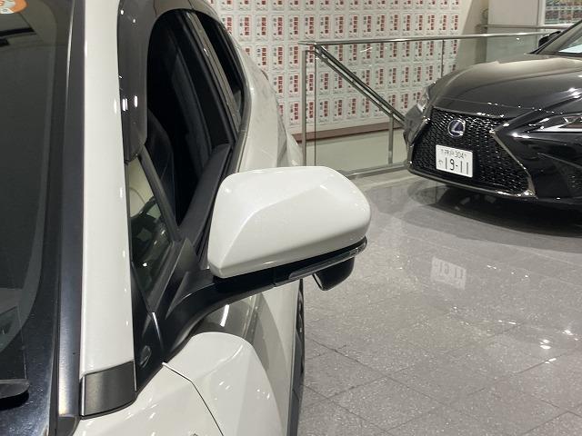 Ｃ－ＨＲ Ｇ　禁煙車　ＴＲＤフルエアロ　純正９インチナビゲーション　トヨタセーフティセンス　プリクラッシュ　レーダークルーズ　クリアランスソナー　ブラインドスポットモニター　黒ハーフレザーシート　純正１８インチＡＷ（47枚目）