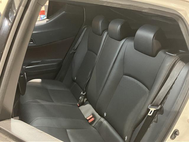 Ｃ－ＨＲ Ｇ　禁煙車　ＴＲＤフルエアロ　純正９インチナビゲーション　トヨタセーフティセンス　プリクラッシュ　レーダークルーズ　クリアランスソナー　ブラインドスポットモニター　黒ハーフレザーシート　純正１８インチＡＷ（50枚目）