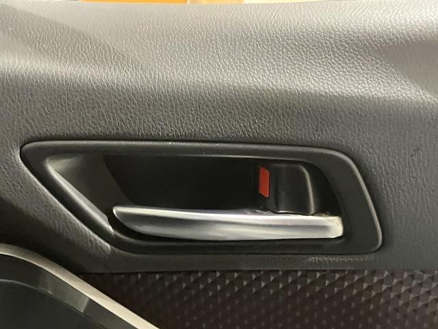 Ｃ－ＨＲ Ｇ　禁煙車　ＴＲＤフルエアロ　純正９インチナビゲーション　トヨタセーフティセンス　プリクラッシュ　レーダークルーズ　クリアランスソナー　ブラインドスポットモニター　黒ハーフレザーシート　純正１８インチＡＷ（53枚目）