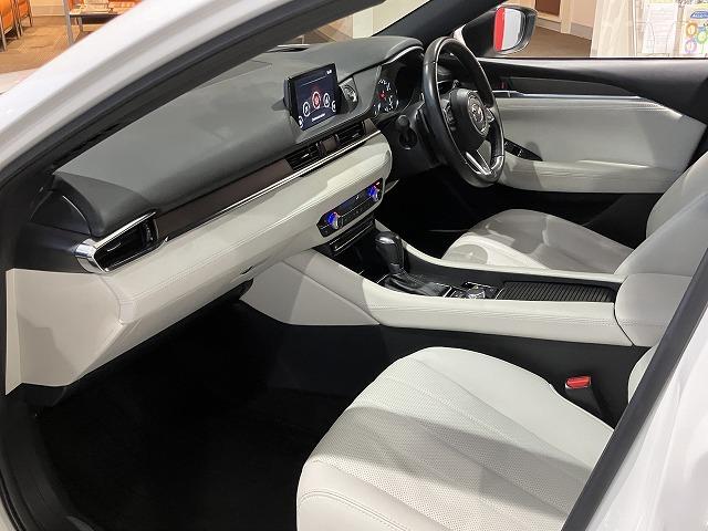 アテンザワゴン ＸＤ　Ｌパッケージ　禁煙車　ＣＤ・ＤＶＤプレーヤー　地デジチューナー　３６０°ビューモニター　フロントパーキングセンサー　ＢＯＳＥサウンド　　レーダークルーズ　クリアランスソナー　レーンキープ　ブラインドスポットモニター（46枚目）