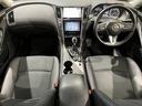 スカイライン ＧＴ　禁煙車　レーダークルーズ　クリアランスソナー　レーンキープ　ＬＥＤオートライト　純正１７インチＡＷ　メーカーナビ　アラウンドビューモニター　クロハーフレザーシート　パワーシート　ＥＴＣ　スマートキー（3枚目）