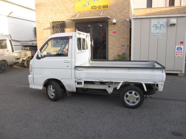 ハイゼットトラック ＥＸＴ　オリジナルＬＥＤパック車検対応ＬＥＤヘッドライト　４ＷＤ　パワステ　オートマ　エアコン　３方開（3枚目）
