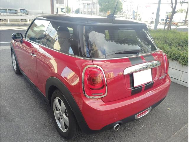 MINI クーパーD ナビ ETC キセノン スマートキー ミュージックサーバー Bluetooth USB AUX アルミ オートエアコン オートライト(3枚目)