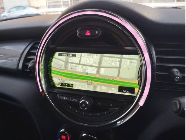 ＭＩＮＩ クーパー　ナビ　バックカメラ　ＥＴＣ　ＬＥＤ　デイライト　障害物センサー　Ｂｌｕｅｔｏｏｔｈ　オートライト　オートエアコン　スマートキー　ＵＳＢ　ＡＵＸ（15枚目）