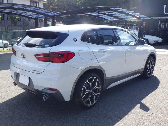 Ｘ２ ｘＤｒｉｖｅ　１８ｄ　ＭスポーツＸ　禁煙車　４ＷＤ　クリーンディーゼルターボ　シートヒーター　ドライブレコーダ　スマートキー　純正ナビ　ＡＣＣ　ヘッドアップディスプレー　電動リアゲート　バックカメラ　コーナセンサー　安心ロング保証（10枚目）