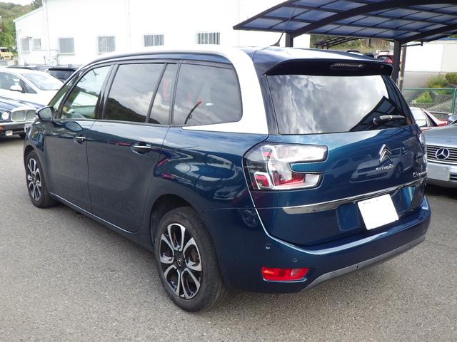 グランドＣ４ スペースツアラー シャイン　ブルーＨＤｉ　禁煙車　クリーンディーゼルターボ　電動リアゲート　純正ナビ　地デジ　バックカメラ　３６０度カメラ　コーナーセンサー　ＬＥＤライト　ＡＣＣ　サンルーフ　純正アルミホイール　ＥＴＣ　安心ロング保証（11枚目）