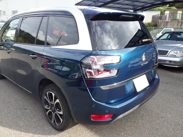 グランドＣ４ スペースツアラー シャイン　ブルーＨＤｉ　禁煙車　クリーンディーゼルターボ　電動リアゲート　純正ナビ　地デジ　バックカメラ　３６０度カメラ　コーナーセンサー　ＬＥＤライト　ＡＣＣ　サンルーフ　純正アルミホイール　ＥＴＣ　安心ロング保証（17枚目）