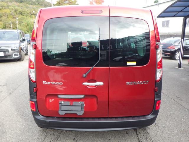 カングー ペイザージュ　ワンオーナー　禁煙車　ナビ地デジ　ブルートゥース　バックカメラ　安心ロング保証（15枚目）