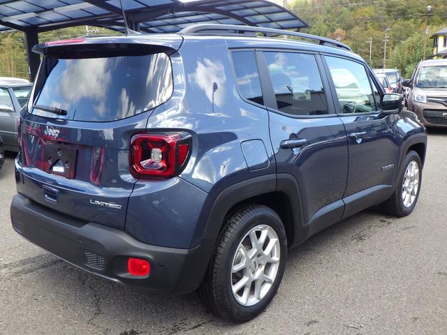 ジープ・レネゲード リミテッド 禁煙車 レザーシート シートヒーター パワーシート ステアリングヒーター LEDライト 純正ナビ バックカメラ バックセンサー LEDライト ACC スマートキー 安心ロング保証(10枚目)