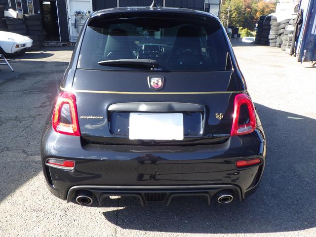 アバルト５９５ スコルピオーネオーロ　左ハンドル　ナビ地デジ　バックカメラ　ブルートゥース　ハーフレザー　パドルシフト　１７インチアルミ　キセノンライト　安心ロング保証（15枚目）