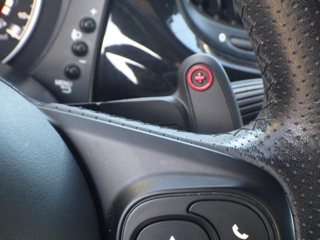 アバルト５９５ スコルピオーネオーロ　左ハンドル　ナビ地デジ　バックカメラ　ブルートゥース　ハーフレザー　パドルシフト　１７インチアルミ　キセノンライト　安心ロング保証（26枚目）